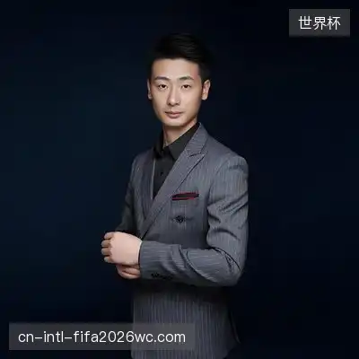 罗莉泽